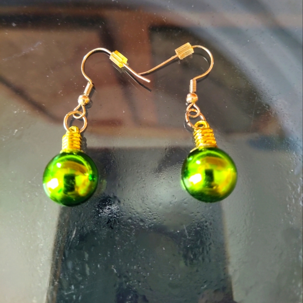 Handmade Christmas Ornament earrings ( green)🍒 Bundle and Save 🍒
